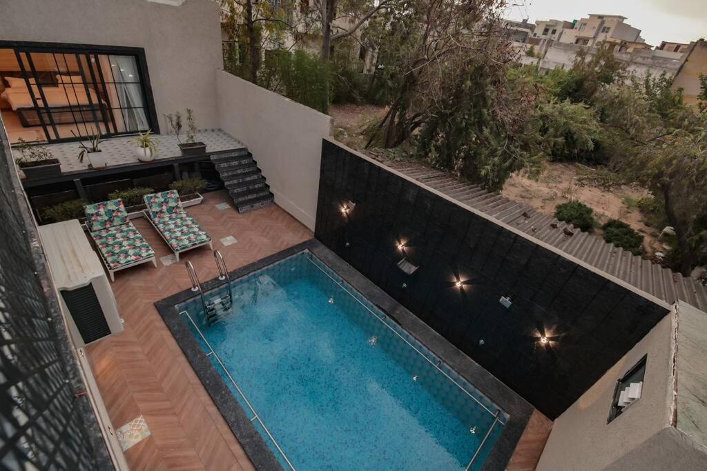 ג'איפור Saiba Outhouse- 4 Bed Room- Pool- Theatre- Partyhall- Garden & Terrace Sitting Area מראה חיצוני תמונה