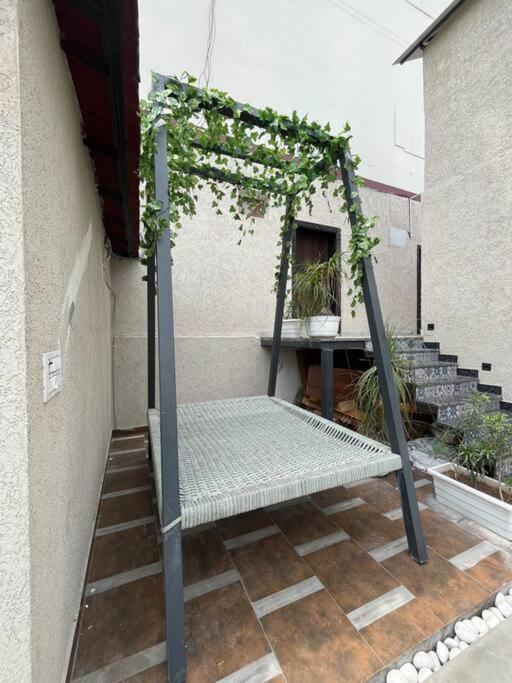 ג'איפור Saiba Outhouse- 4 Bed Room- Pool- Theatre- Partyhall- Garden & Terrace Sitting Area מראה חיצוני תמונה