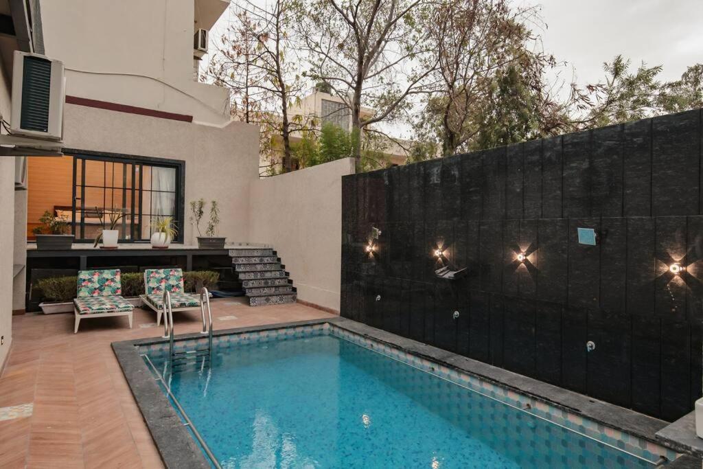 ג'איפור Saiba Outhouse- 4 Bed Room- Pool- Theatre- Partyhall- Garden & Terrace Sitting Area מראה חיצוני תמונה